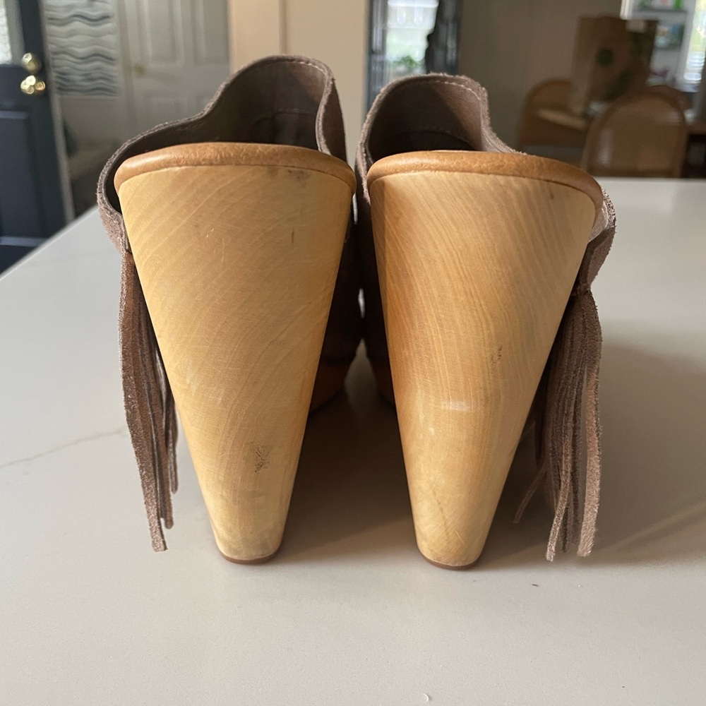 NEW Dolce Vita Cai Fringe Wedges - Size 8 - Picture 5 of 7